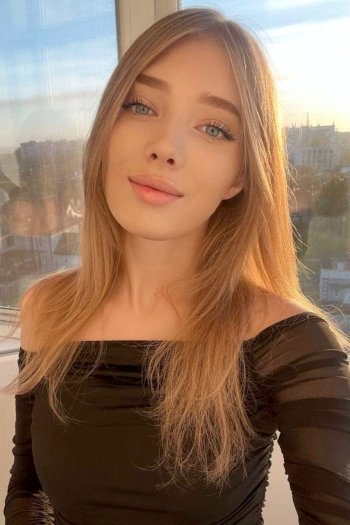 Anastasiya Cherkassy 1758479 Anastasiya