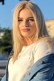 Karina Kharkov 1797039