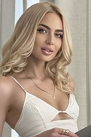 Diana Kharkiv 1869348