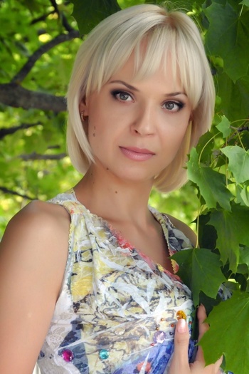 Elena Nikolaev 330940 Elena