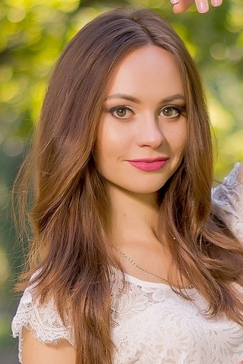 Anna Nikolaev 370427 Anna