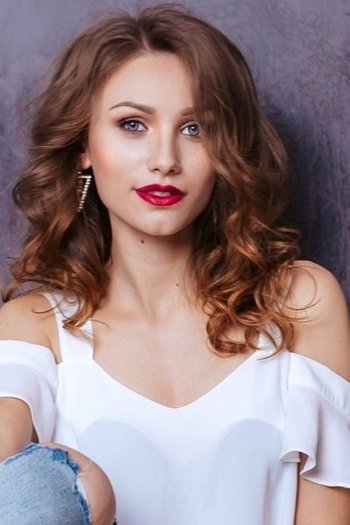 Alina Kherson 574619 Alina